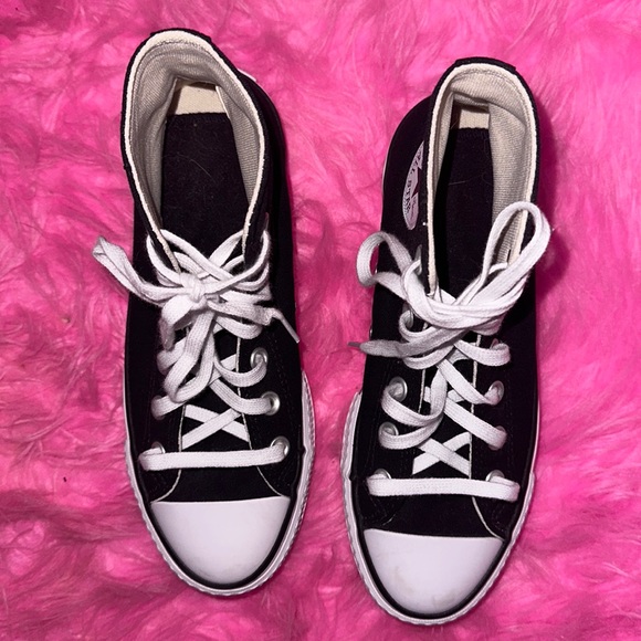 Converse Black Platform High Tops size 6 - Picture 3 of 6